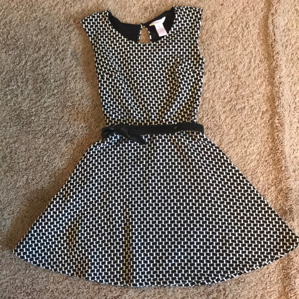 Black and white mini dress